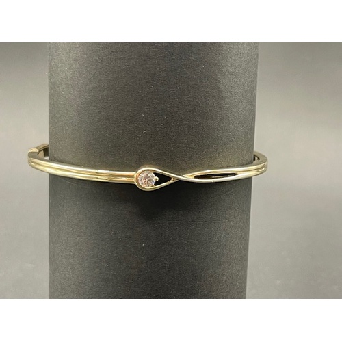 Ladies 14ct Yellow Gold Pandora Infinite Diamond Bangle