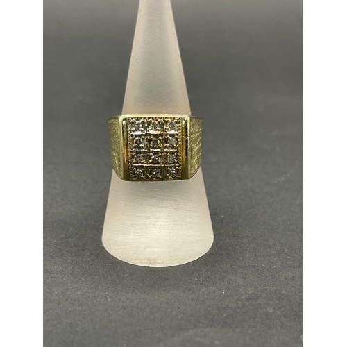 Mens 18ct Yellow Gold Diamond Ring