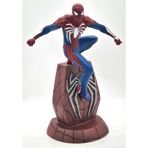 Marvel Gallery GamerVerse Spider-Man PVC Diorama Statue Diamond Select