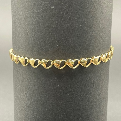 Ladies 18ct Yellow Gold Heart Link Bracelet