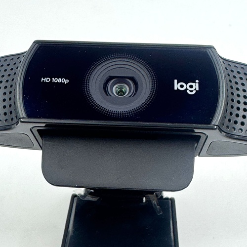 Logitech HD 1080p Webcam with Tripod Full HD Video Streaming Plug and Play