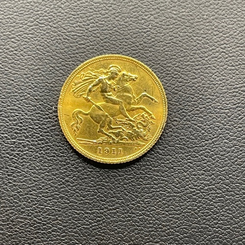 Unisex 22ct Yellow Gold Half Sovereign Coin