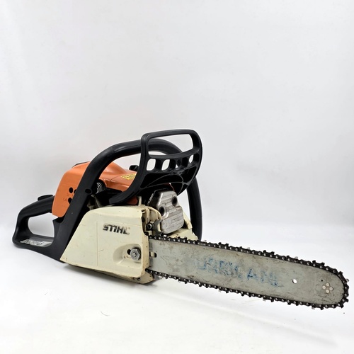 STIHL MS 181 Chainsaw with 8 Extra Chains and Bars