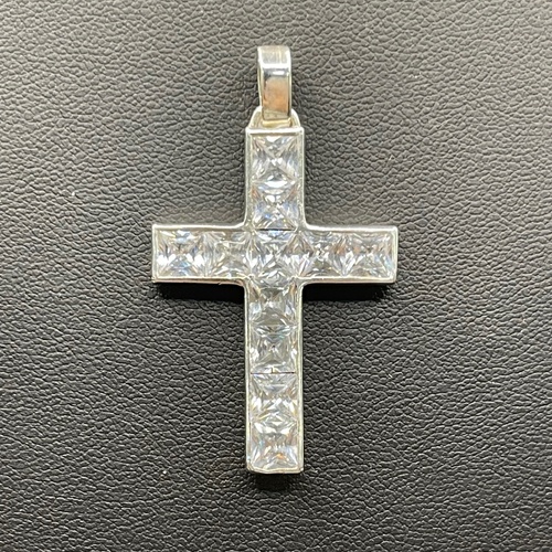 Ladies 925 Sterling Silver Cubic Zirconia Cross Pendant