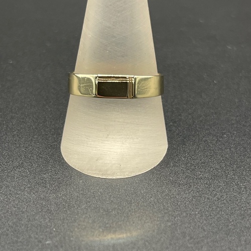 Mens 9ct Yellow Gold Signet Ring