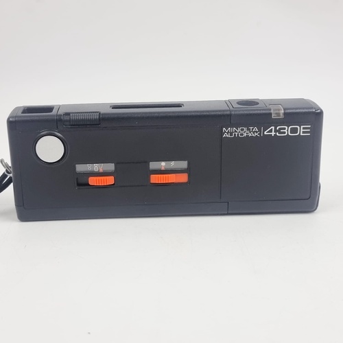 Minolta Autopak 430E 110 Film Pocket Vintage Camera with Flash