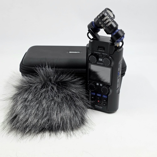 Zoom H5studio Handheld Recorder with Case Wind Muff and 32GB microSD Card