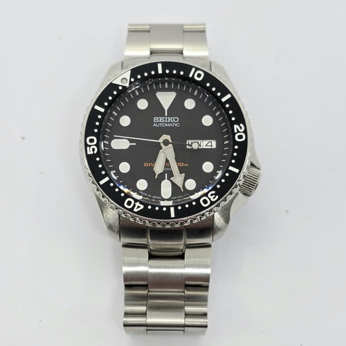 Seiko 7S26-0020 Automatic Diver Watch 200m Analog Black Dial Day Date