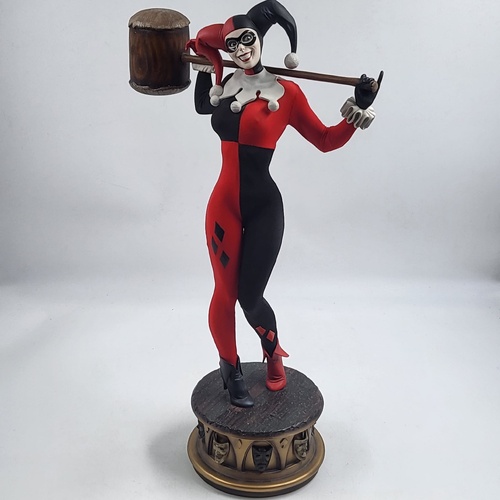 Sideshow Collectibles DC Comics Harley Quinn Premium Format Figure 1188/3500