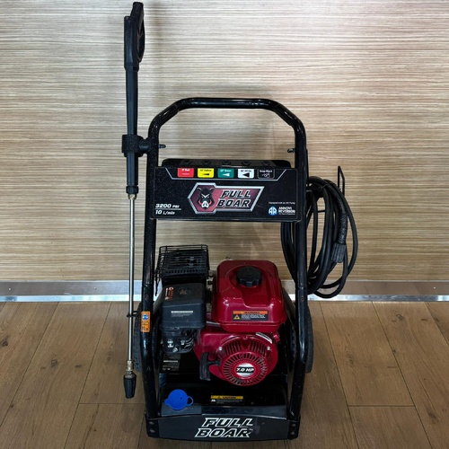 Full Boar 3200PSI FBPPW-3200 Petrol Pressure Washer with Nozzle and Attachment