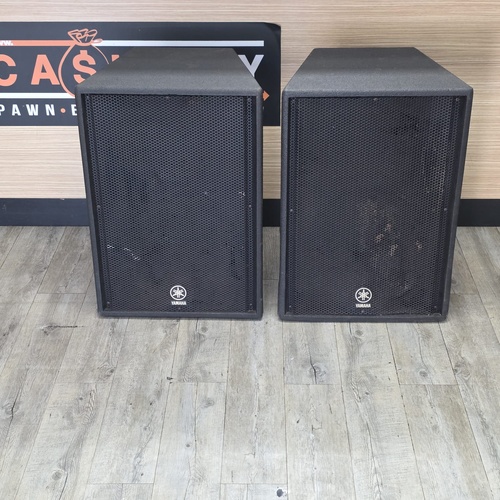 Yamaha C115V Pair of Club Concert Passive 2 Way Speakers 100 Watt