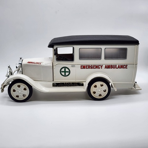 Jim Beam 1930s Ford Model A Emergency Ambulance Vintage 1980s Decanter