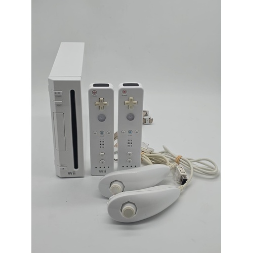 Nintendo Wii Console Modified 154 Games HDD with 2 Controllers Wheels