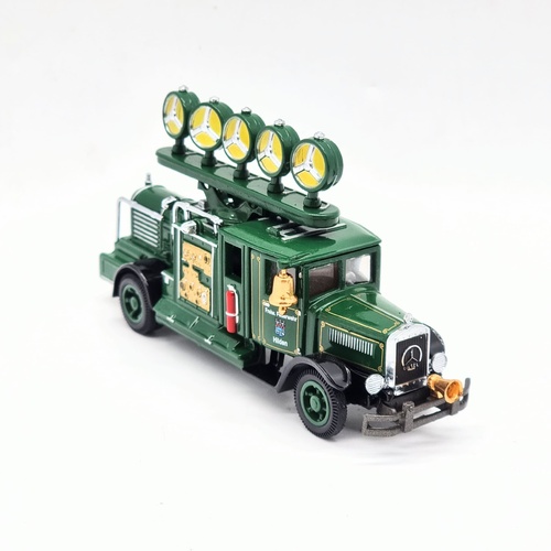 1932 Mercedes L5 Spotlight Generator Truck Model of Yesteryear YYM37632 Green
