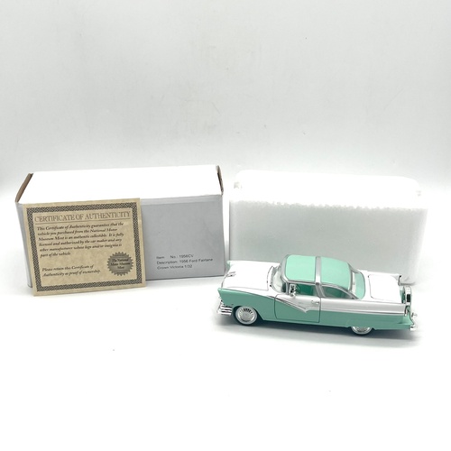 1956 Ford Fairlane Crown Victoria Mint Diecast 1:32 National Motor Museum
