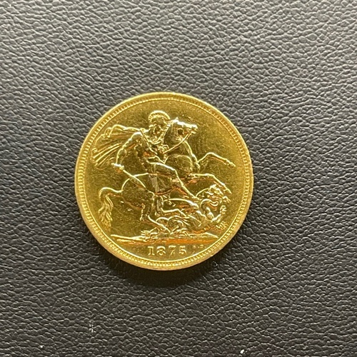 Unisex 22ct Yellow Gold Sovereign 1875 Queen Victoria Coin