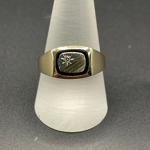 Mens 9ct Yellow Gold Diamond Signet Ring