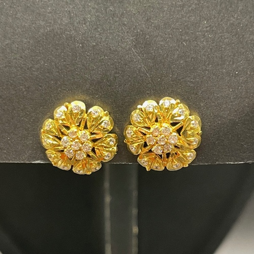 Ladies 22ct Yellow Gold Flower Stud Earrings
