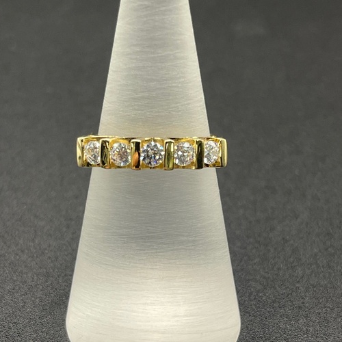 Ladies 14ct Yellow Gold Cubic Zirconia Ring