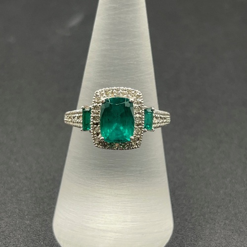 Ladies 9ct White Gold Blue Green Stone & Diamond Ring