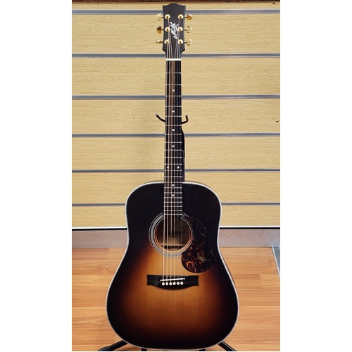 Maton Troubadour Dreadnought AP5 Pro Acoustic Electric Guitar and Case
