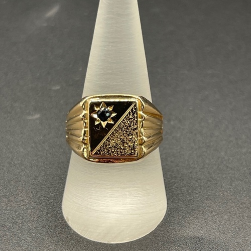 Mens 18ct Yellow Gold Diamond Signet Ring