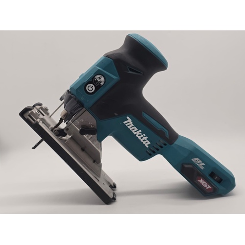 Makita JV001G 40V XGT Cordless Brushless Barrel Jigsaw 135mm Wood Skin Only