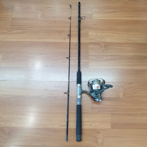 PENN Silver Series 6' Boat Fishing Rod & SS2 6000 Spinning Reel Combo