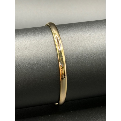 Ladies 9ct Yellow Gold Round Bangle