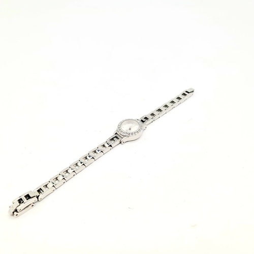 Guess W0411L1 Ladies Analog Watch Silver Tone Crystal Quartz Stainless