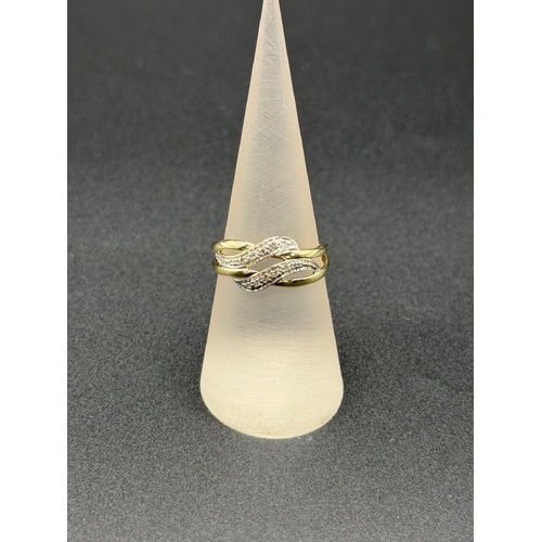 Ladies 9ct Yellow Gold Diamond Ring
