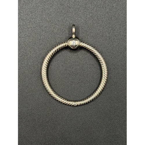 Ladies 925 Sterling Silver Pandora Moments O Pendant