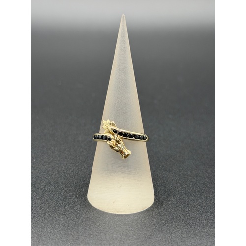 Unisex 9ct Yellow Gold Dragon Design Gemstone Ring