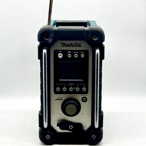 Makita BMR102 18V AM/FM Jobsite Radio Portable Workshop Radio