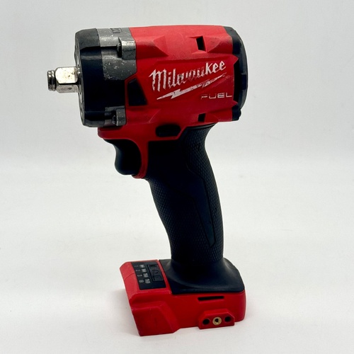 Milwaukee M18 FUEL 1/2 Inch Cordless Impact Wrench M18FIW2F12 18V Skin Only