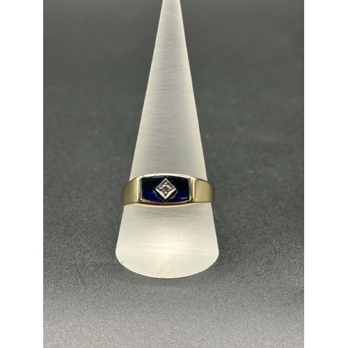 Mens 9ct Yellow Gold Blue Gemstone & CZ Ring