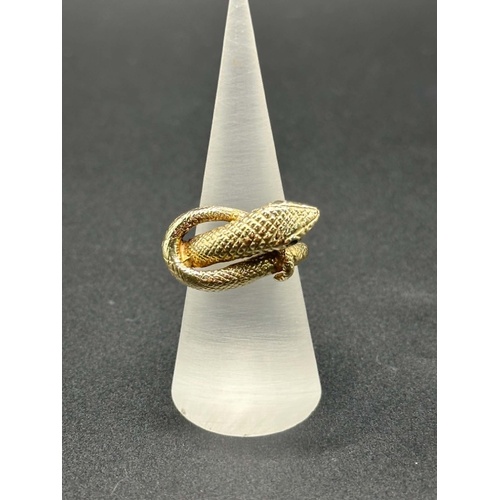 Unisex 9ct Yellow Gold Green Eyed Snake Ring 