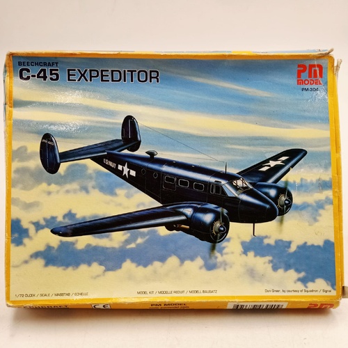 PM Model Beechcraft C-45 Expeditor 1:72 Scale Aircraft Model Kit Military Transport Plane