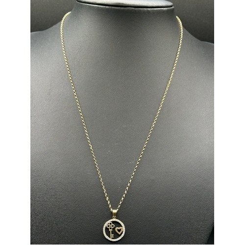 Ladies 9ct Yellow Gold Belcher Link Chain & Circle Pendant 