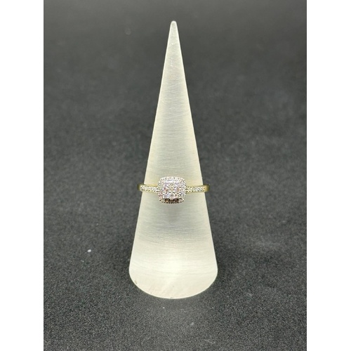 Ladies 9ct Yellow Gold Diamond Cluster Ring