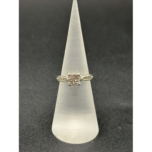 Ladies 9ct White Gold Diamond Cluster Ring
