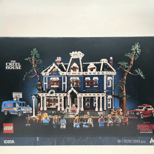 LEGO Icons Stranger Things The Creel House Model Kit 11370 2593pcs with Minifigs