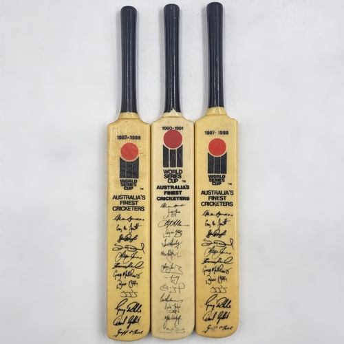 Vintage World Series Cup Australia’s Finest Cricketers Bat Collectables Set