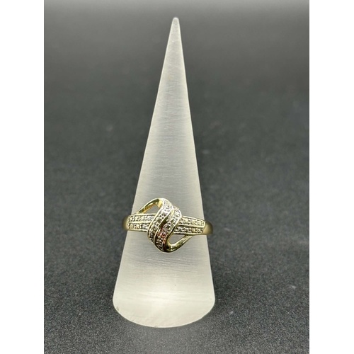 Ladies 9ct Yellow Gold Illusion Pattern Ring