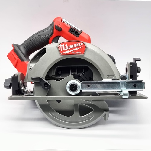Milwaukee M18 Fuel Cordless Circular Saw M18 FCS66G3 with Straight Edge Guide