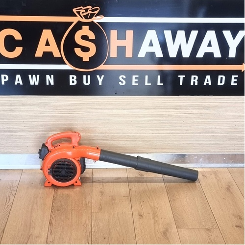 Husqvarna 125B 28cc 2-Stroke Petrol Leaf Blower Preowned Handheld Garden Blower