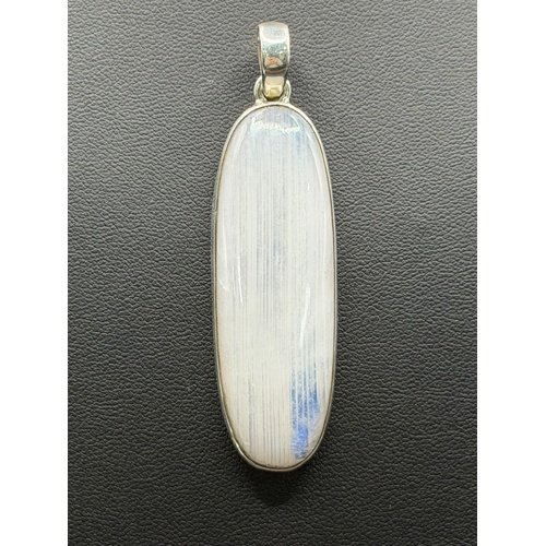 Ladies 925 Sterling Silver Oval Moonstone Pendant