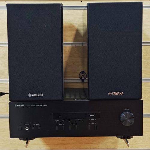 Yamaha R-S202 Stereo Receiver NS-BP301 Bookshelf Speakers with Remote