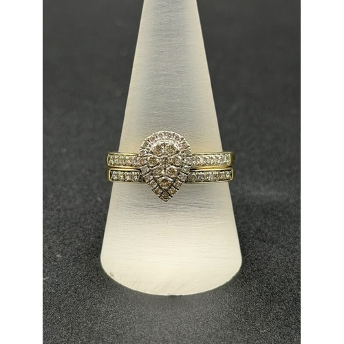 Ladies 9ct Yellow Gold Diamond Bridal Ring Set