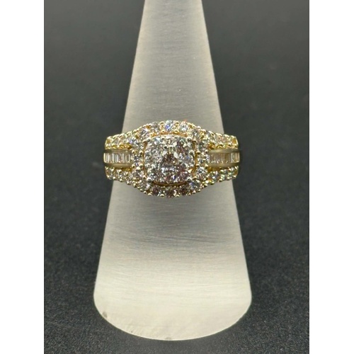 Ladies 14ct Yellow Gold Diamond Cluster Ring